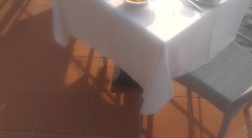Villa Residence La Limonaia Гарньяно Номер фото
