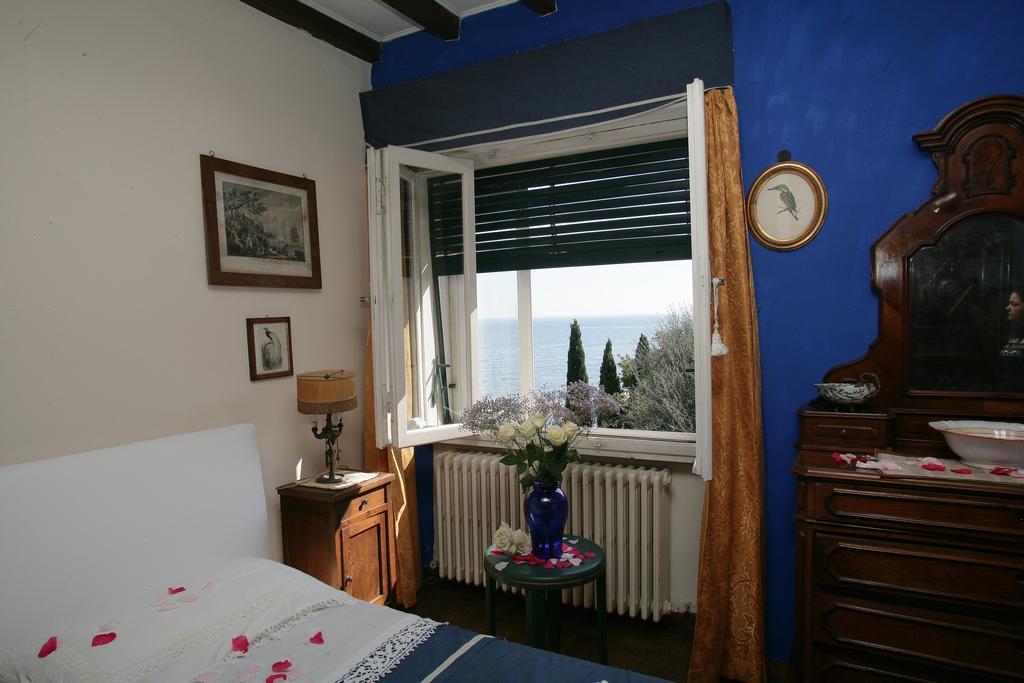 Villa Residence La Limonaia Гарньяно Номер фото
